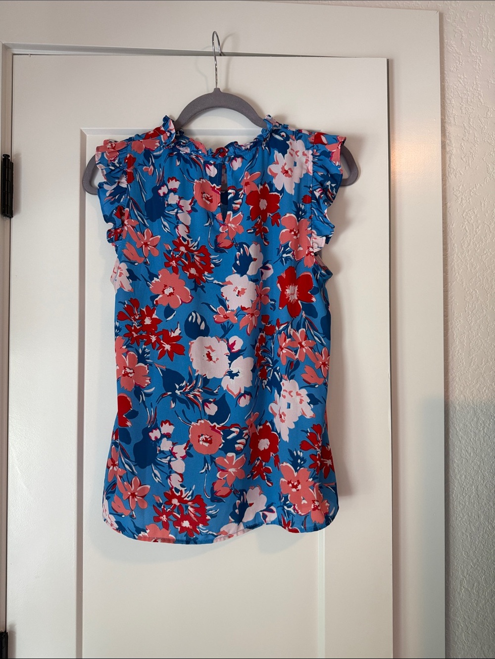 J Crew Floral Ruffle Sleeve Blouse - Picture 2 of 5